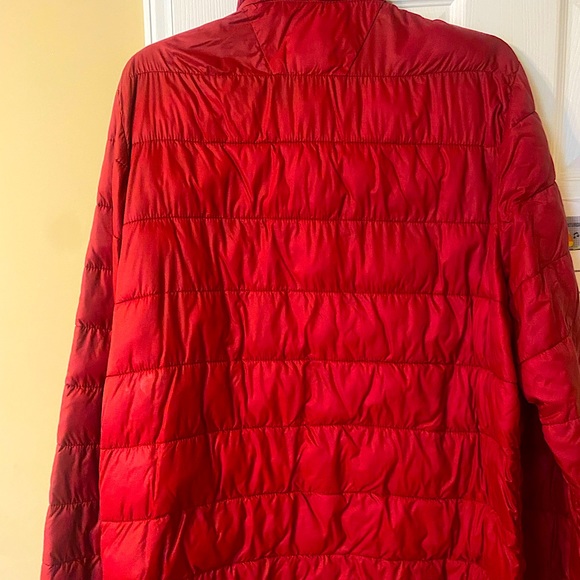 Aerocrombie and Fitch- Red bubble jacket - Picture 2 of 4